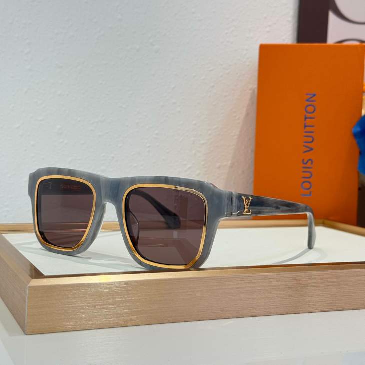 Picture of Louis Vuitton Sunglasses _SKUfw76702849fw